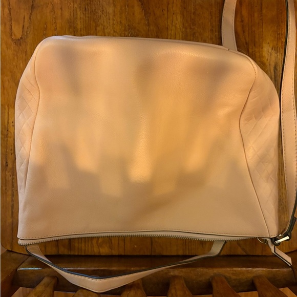 Vera Bradley Pink Sands Carry-All Quilted Leather Crossbody Handbag - Picture 7 of 12